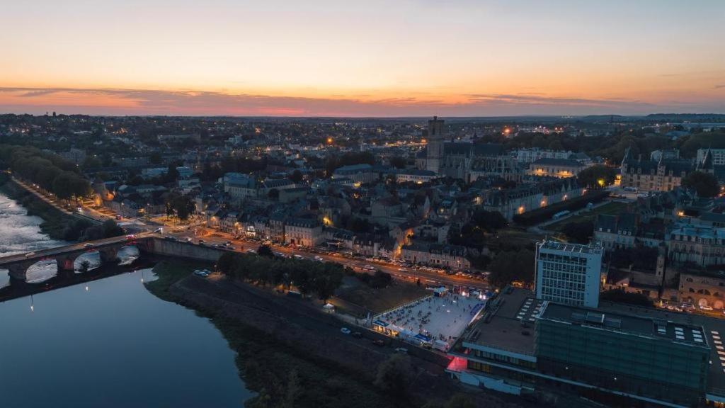 "La Frenchy" Proche Gare, Centre Ville De Nevers, المظهر الخارجي الصورة